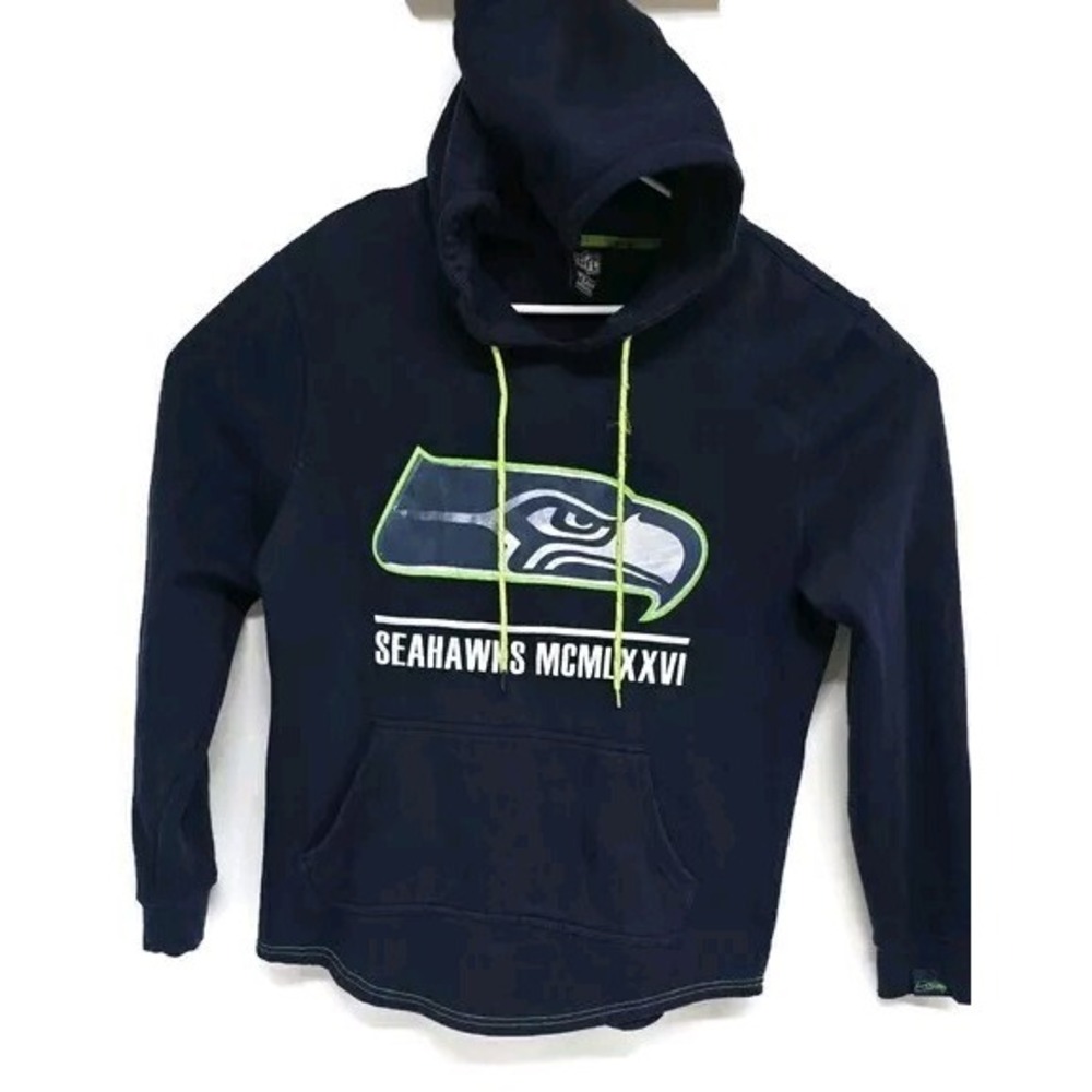 NFL Team Apparel Seattle Seahawks Navy Blue Hoodie Mens Medium MCMLXXVI Logo